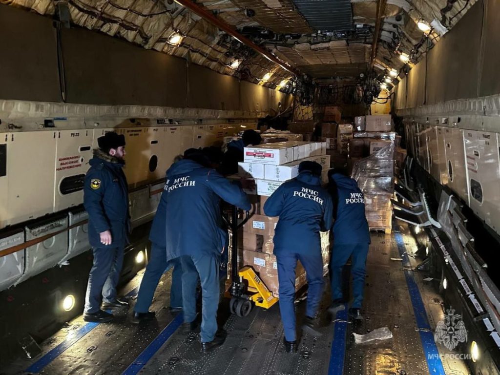 Palestine : « La générosité des cieux », 60 tonnes d’aide humanitaire russe pour Gaza via l’aviation du ministère russe des situations d’urgence Photo_2023-11-06_03-04-55-3-1024x768